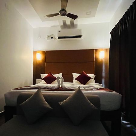 Grb Resort Thiruchendur Bagian luar foto
